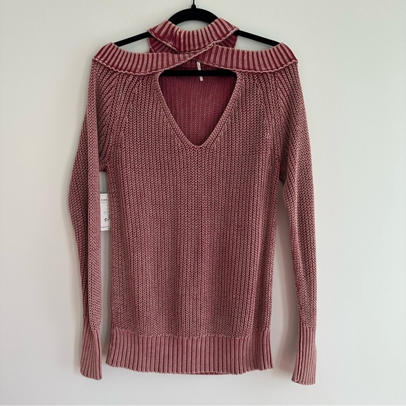 NWT Free People Half Moon Bay Pullover Sweater Cold Shoulder Long Sleeve Red - Picture 4 of 7